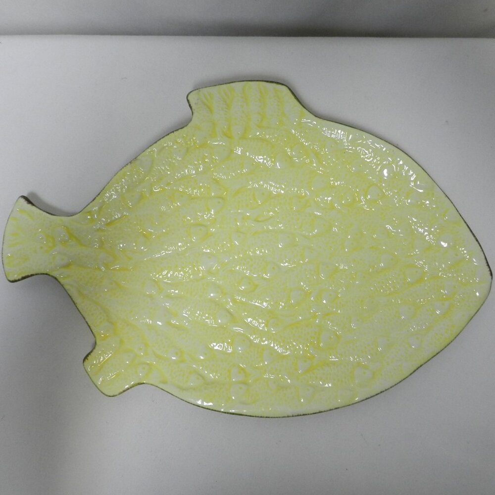 Godinger yellow Ceramic Fish texture scales Nautical Decor 14 x 10 platter plate
